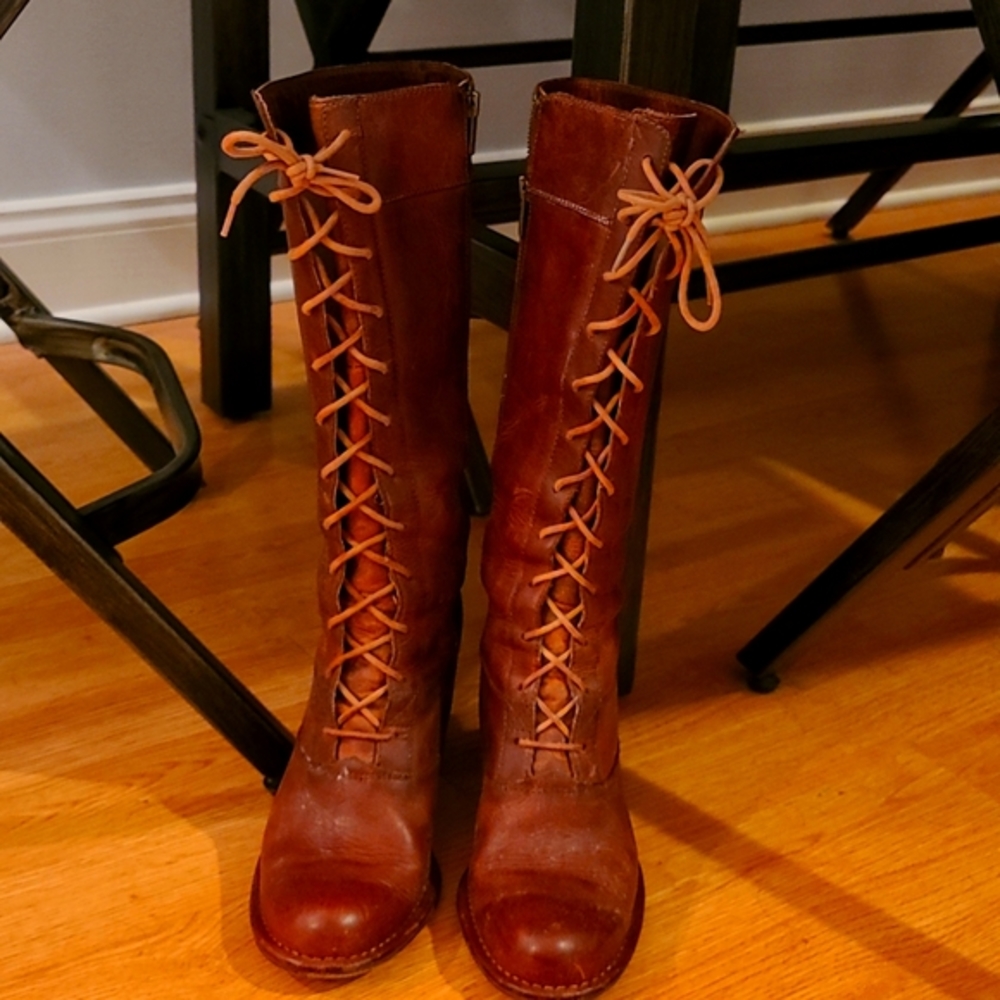 Vintage Frye Villager Lace Up Boots,  Size 9